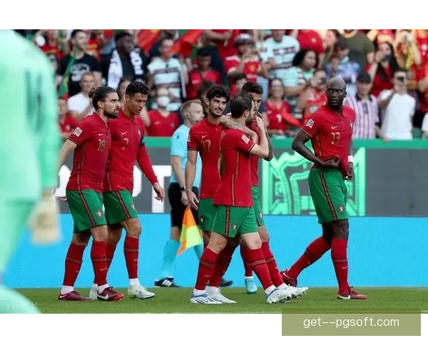 穆西亚拉欧国联赛场连过数人展现超凡技艺成为球迷新宠